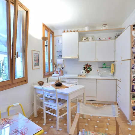 Casa Marina Apartment *